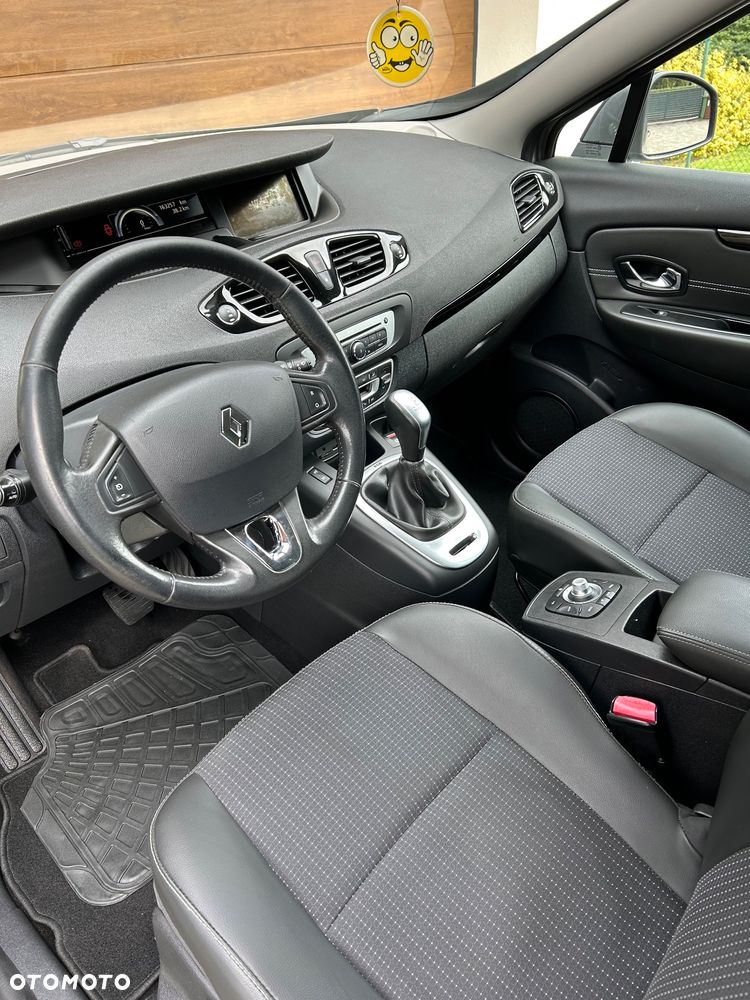 Renault Scenic - 9