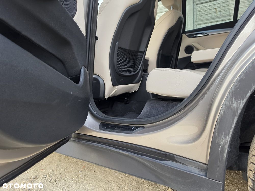 BMW X1 - 30