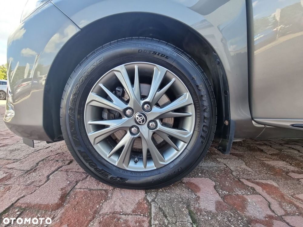 Toyota Yaris - 25