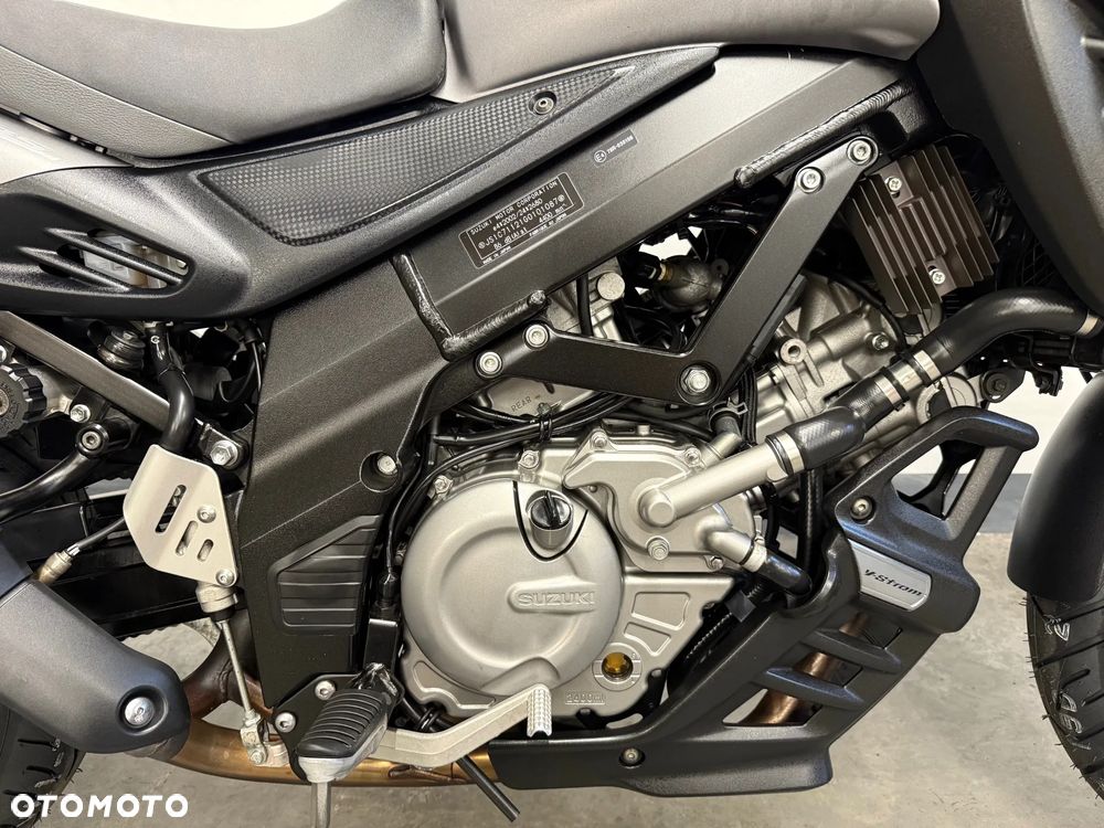 Suzuki V-STROM - 19
