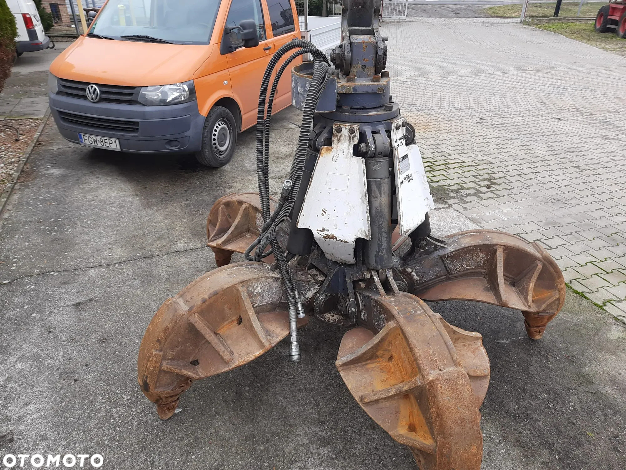 Fuchs 320 331 Chwytak 335 340 - 5