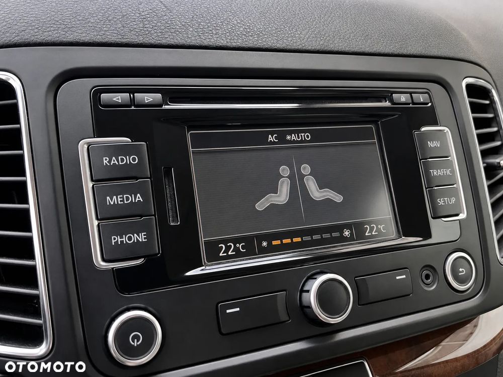 Volkswagen Sharan 2.0 TSI Highline DSG - 26