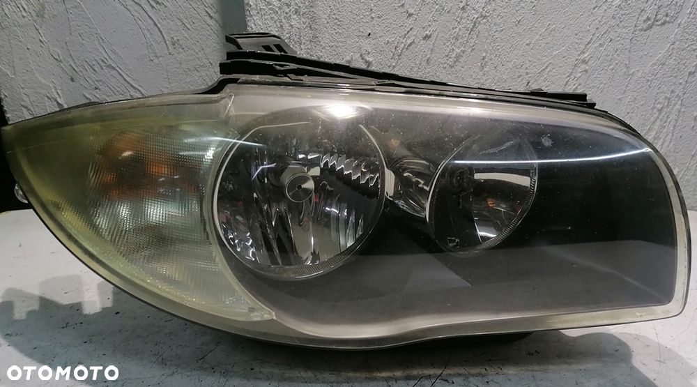 BMW SERII 1 E87 07r LAMPA PRAWY PRZÓD PRZEDNIA 7193388 EUROPA - 1