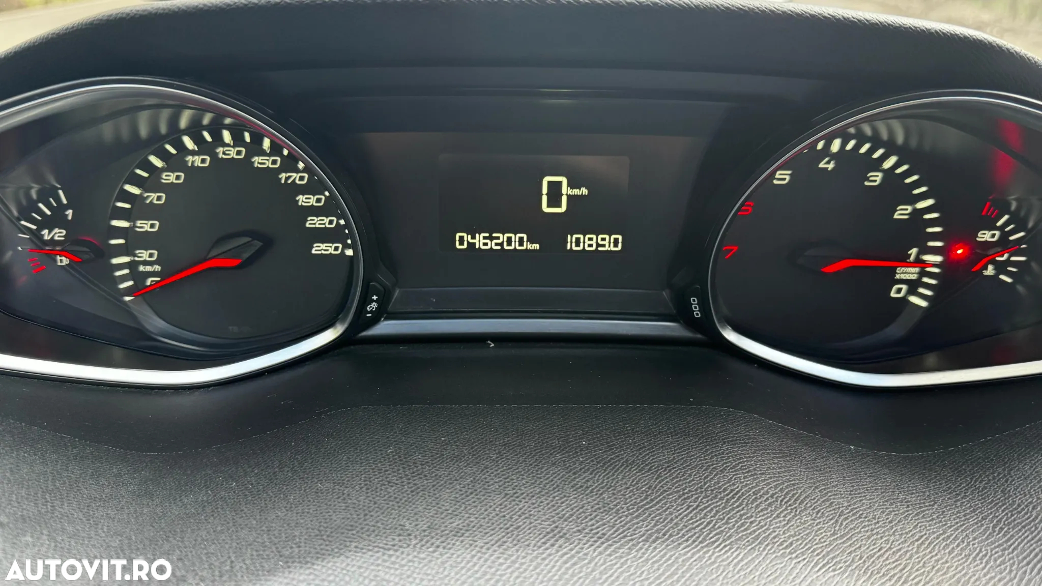 Peugeot 308 PureTech 110 Stop & Start Style - 11