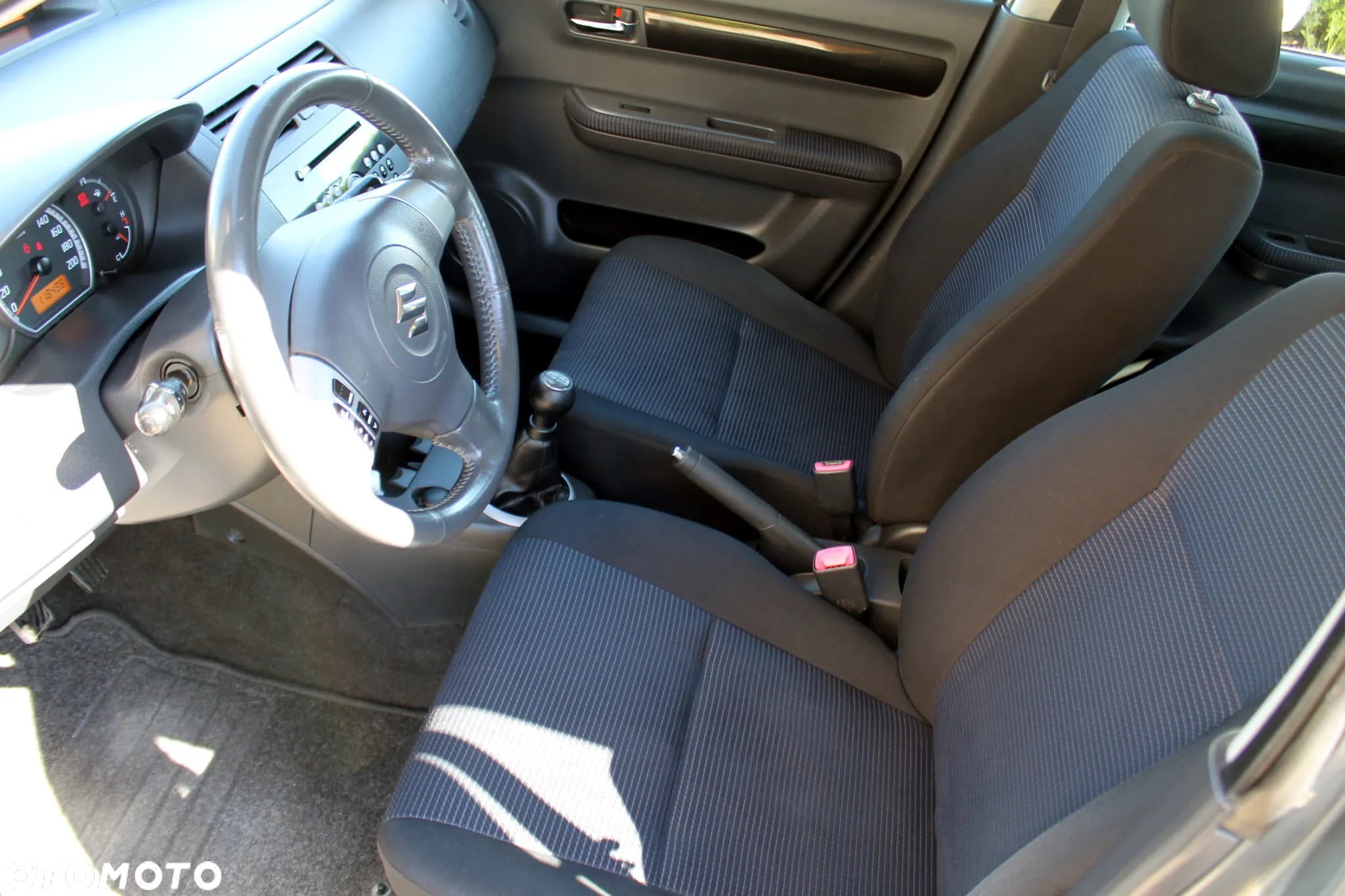 Suzuki Swift 1.3 4x4 Comfort - 10