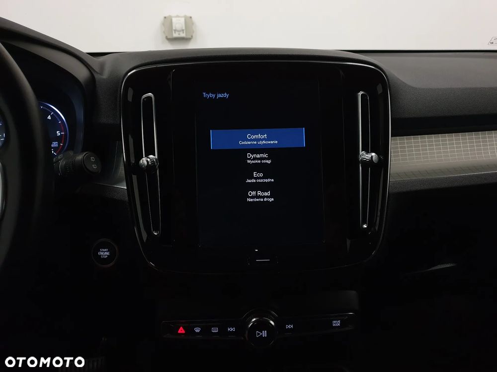 Volvo XC 40 D3 SCR Inscription - 21