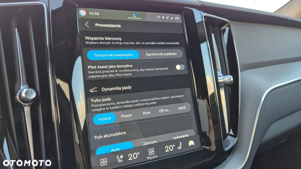 Volvo XC 60 T6 Plug-In Hybrid AWD Plus Bright - 26