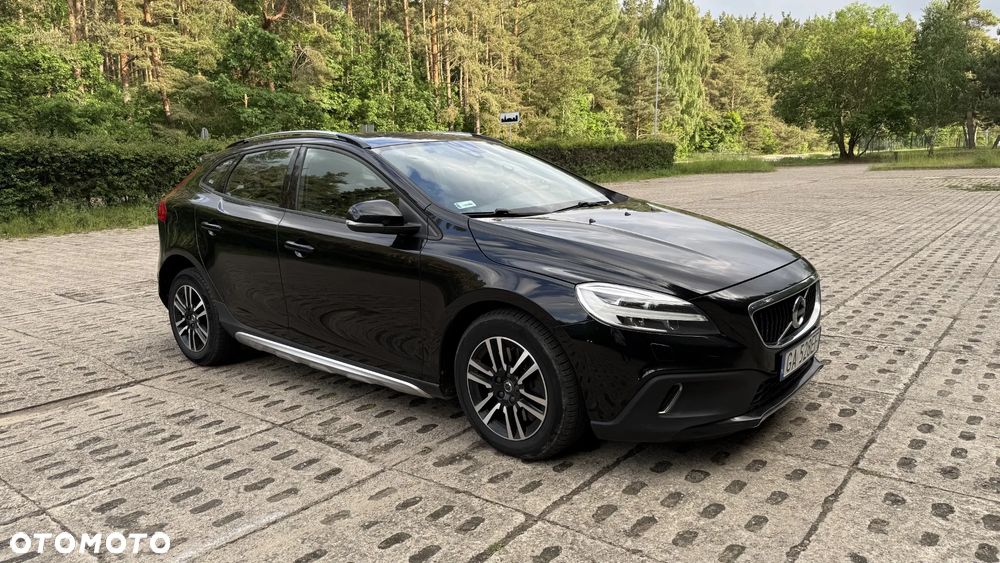 Volvo V40 Cross Country D3 Drive-E Momentum - 1