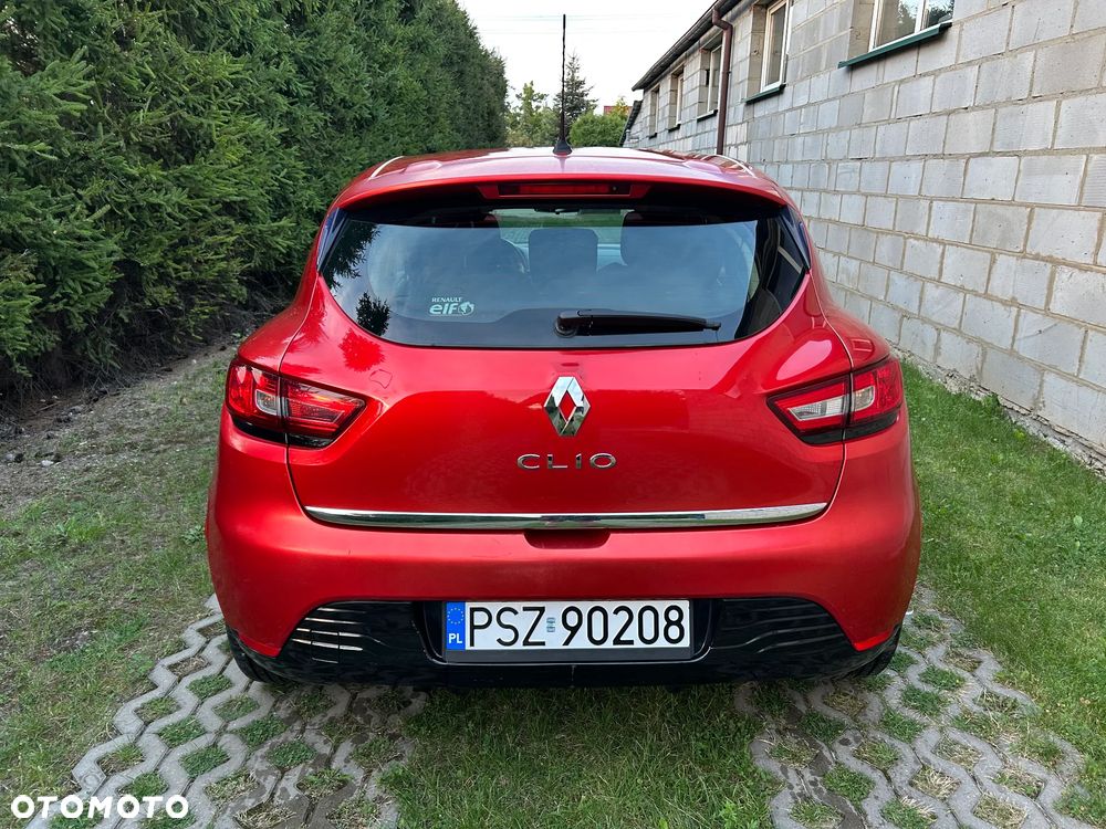 Renault Clio 1.2 16V 75 Life - 6