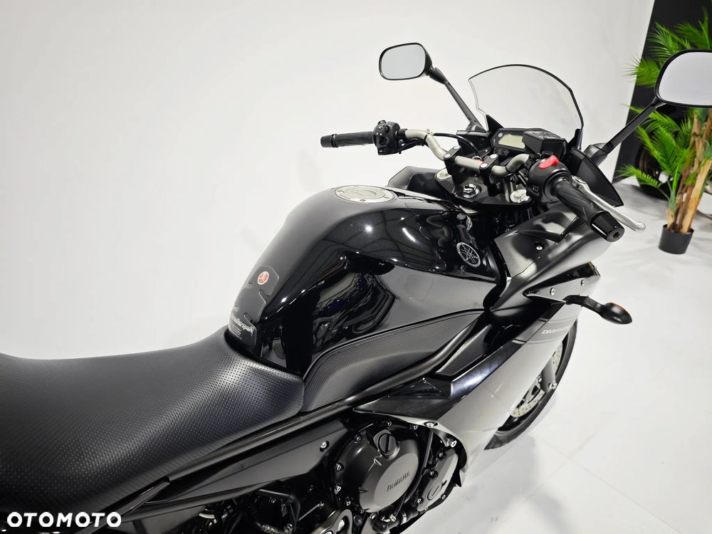 Yamaha XJ - 11