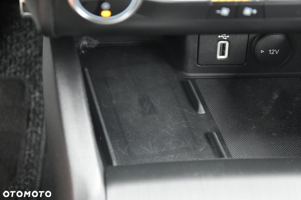 Ford Focus 1.5 EcoBlue STart-Stopp-System ST-LINE - 35