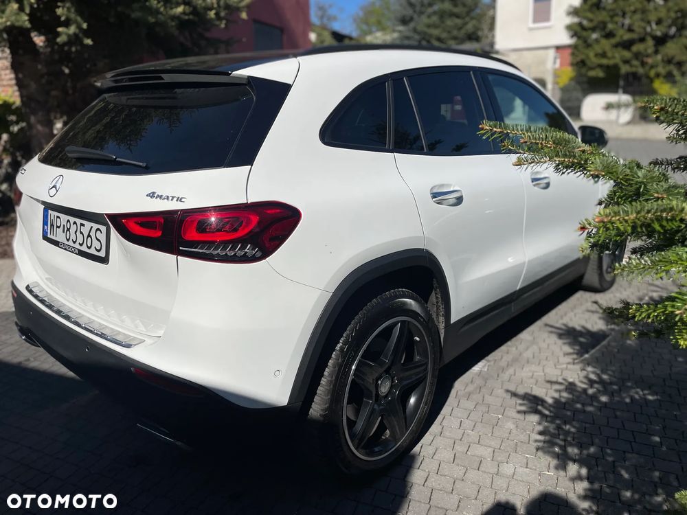 Mercedes-Benz GLA 250 4-Matic AMG Line - 9