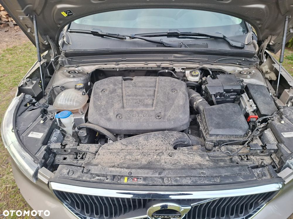 Volvo XC 40 T3 Geartronic Momentum Core - 10