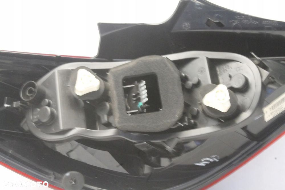 LAMPA PRAWA TYLNA PRAWY TYŁ OPEL CORSA D 3D ODYMIONA OPC 2006R- - 5