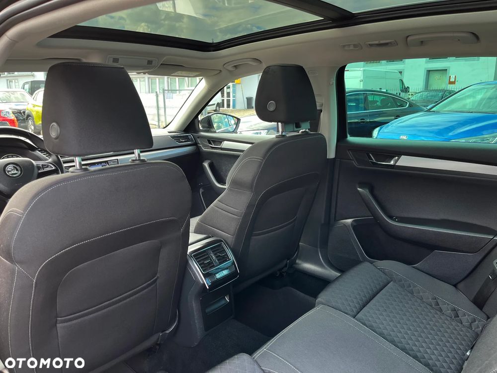 Skoda Superb - 30