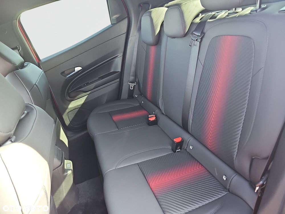 Alfa Romeo Junior 1.2 mHEV Ibrida Speciale eDCT - 12