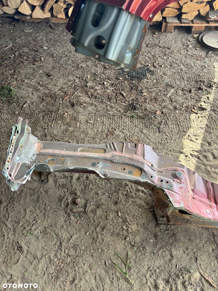 SŁUPEK Prawy Podłużnica ćwiartka TOYOTA YARIS 3 III - 5