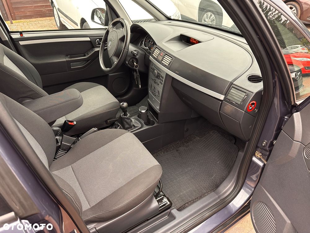 Opel Meriva 1.6 16V Cosmo - 11