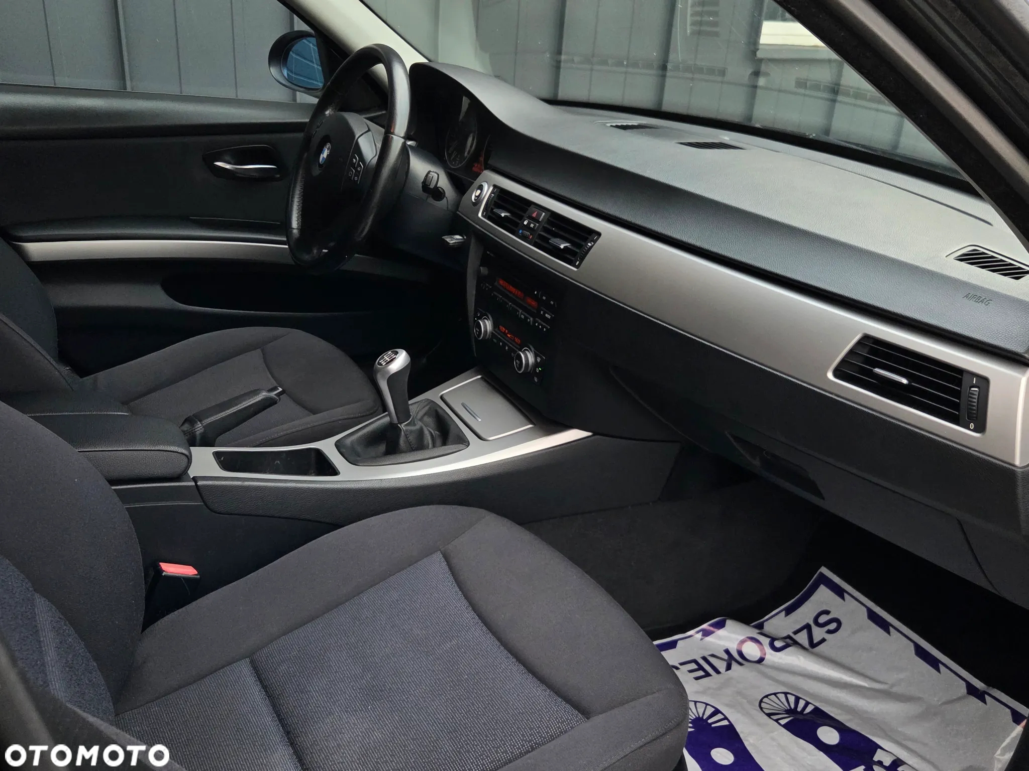 BMW Seria 3 320d - 17