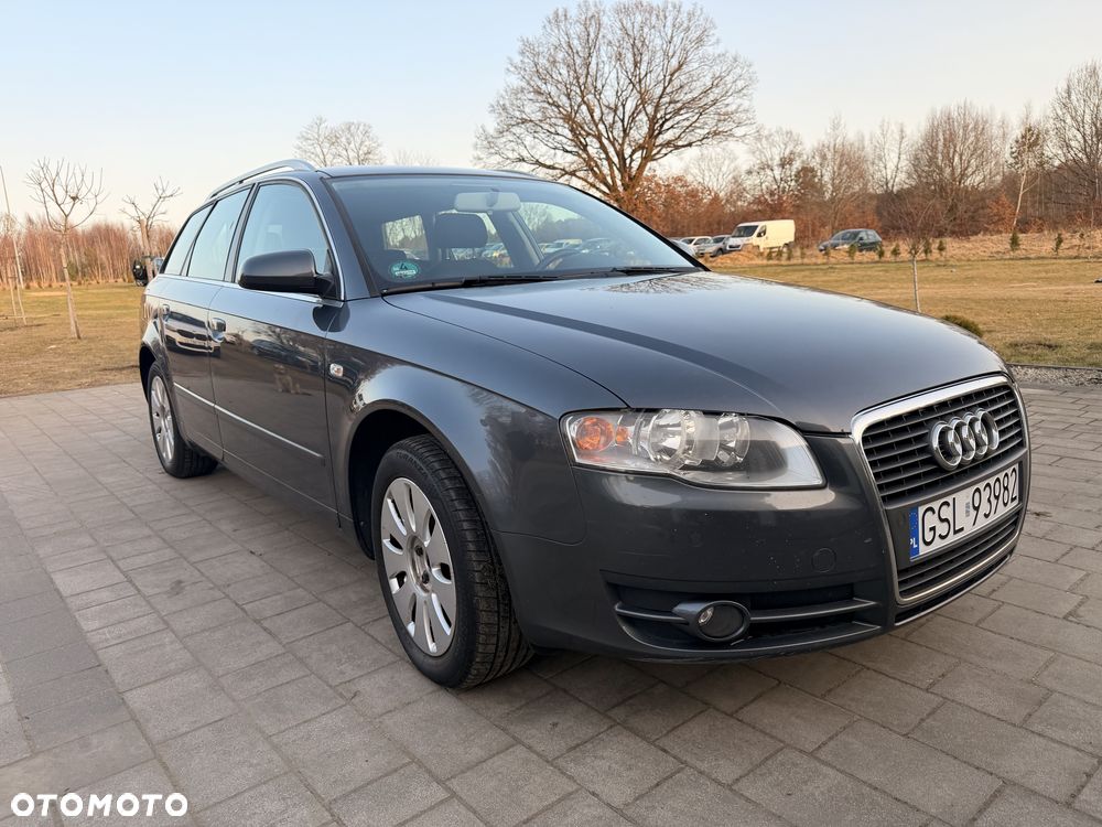 Audi A4 Avant - 4