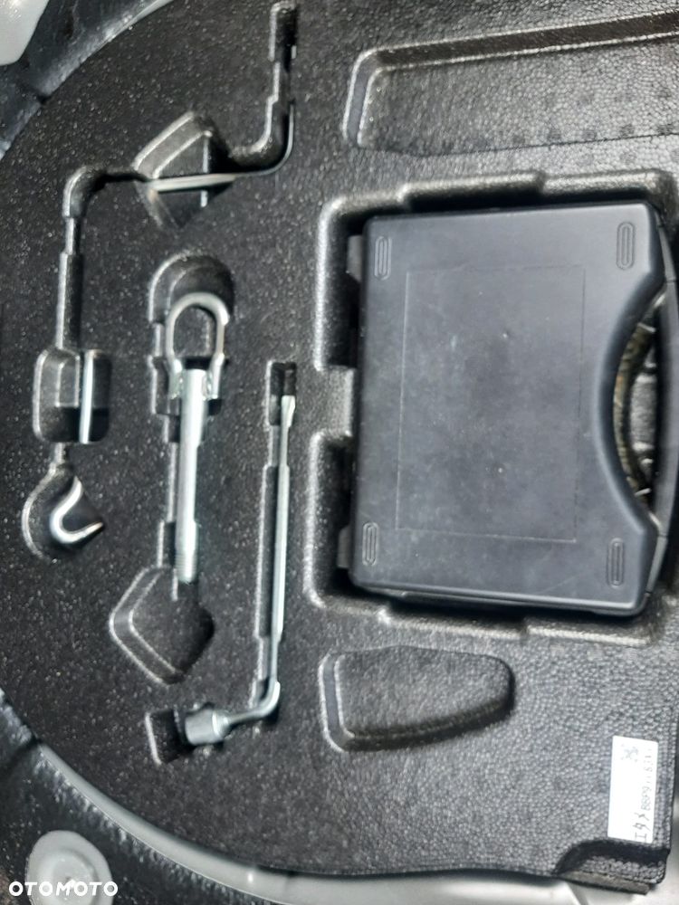 Mazda 3 2.0 MZR DISI Edition - 19