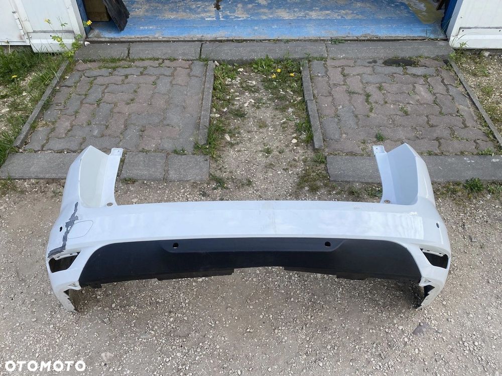 ZDERZAK TYŁ TYLNY MEGANE IV KOMBI Z BELKĄ 850226043R - 1