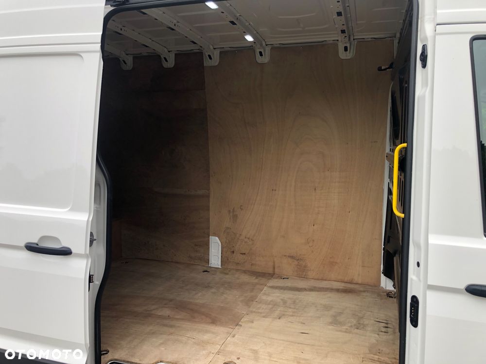 Volkswagen Crafter - 15