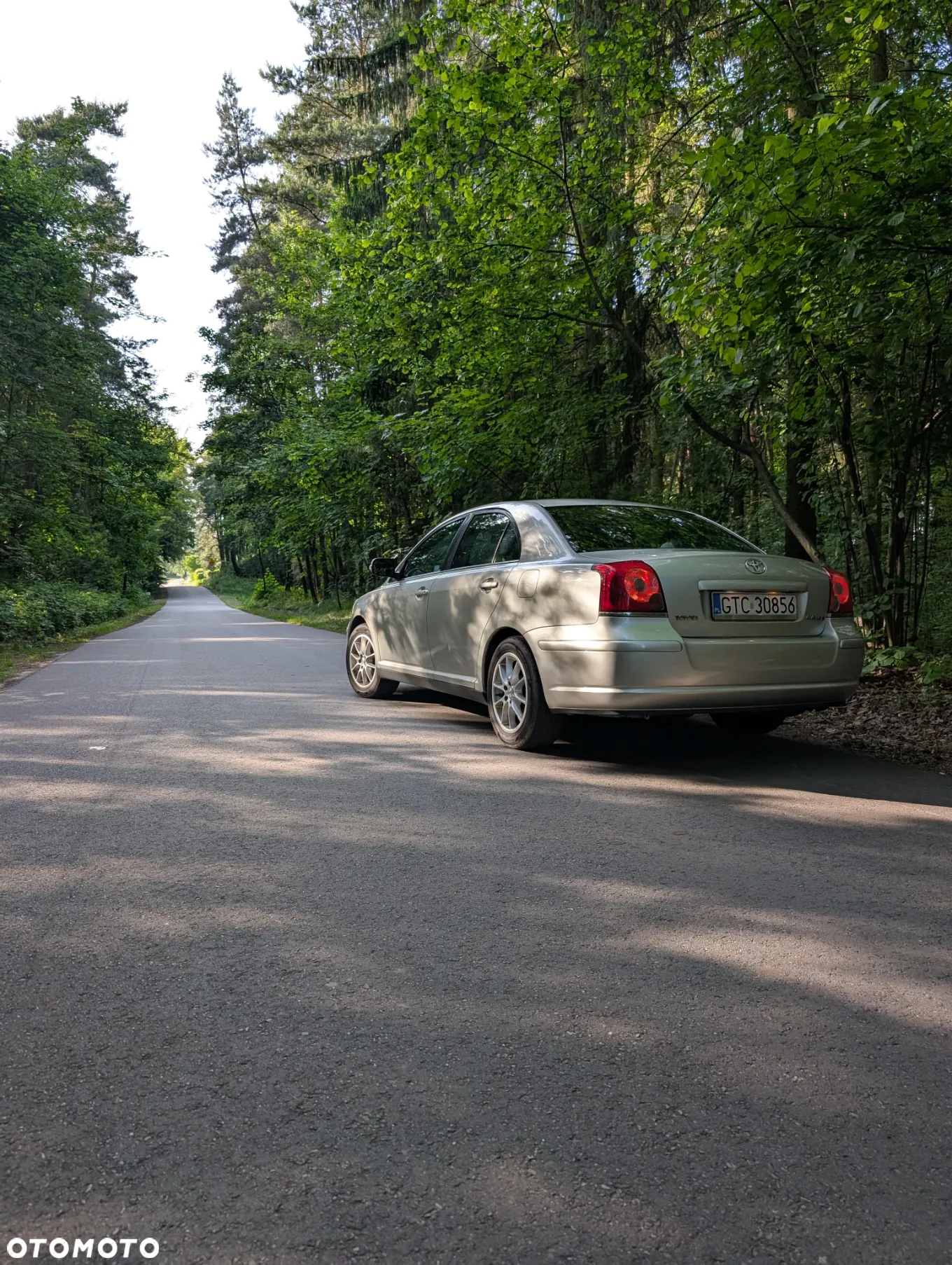 Toyota Avensis 1.8 VVT-i Luna - 9