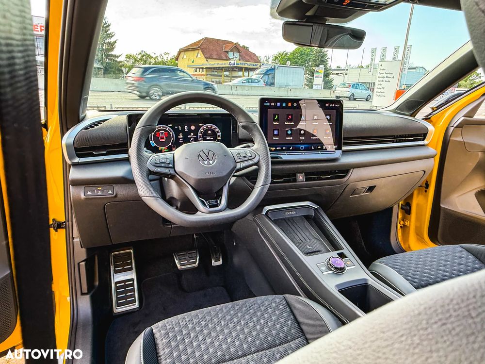 Volkswagen T-Roc 1.5 eTSI 150 CP DSG MHEV R-Line - 15