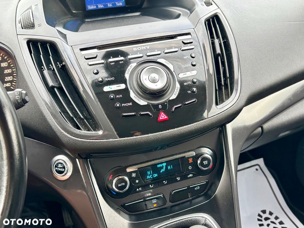 Ford Kuga - 30