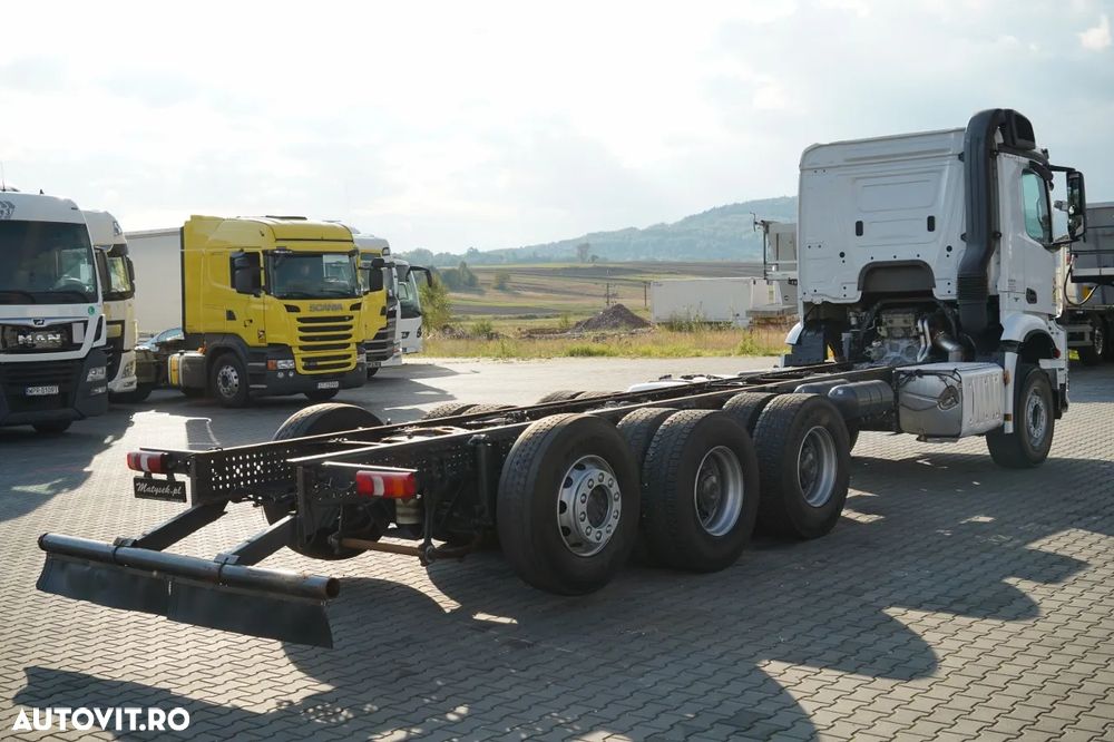Mercedes-Benz AROCS 3248 / 8X4 / TRIDEM / ȘASIU 8M / DIRECȚIE ȘI PUNȚĂ RIDICABILĂ / RETARDER - 7
