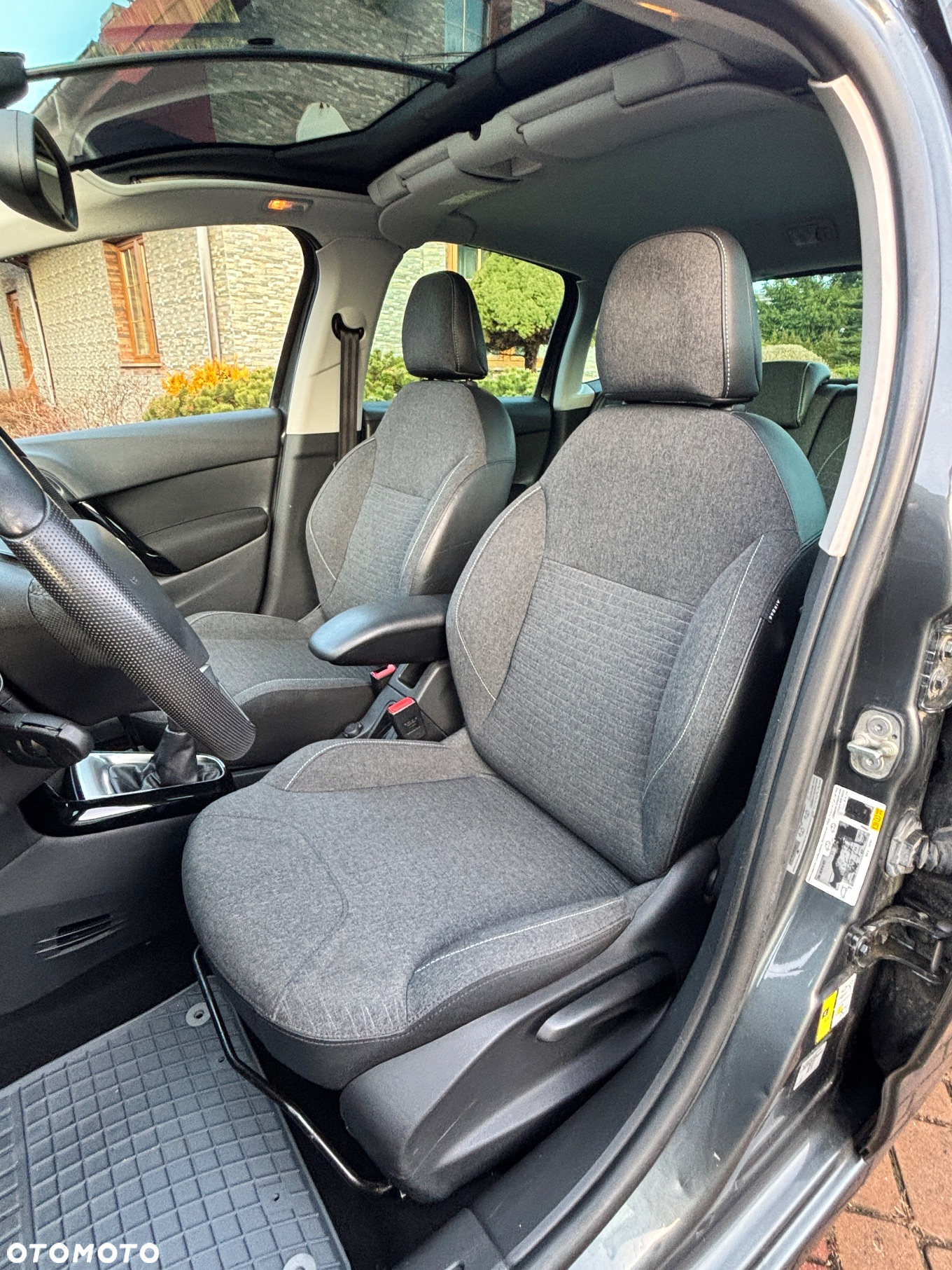 Citroën C3 1.2 PureTech Exclusive - 21