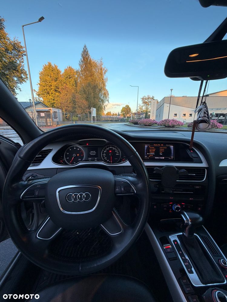 Audi A4 Limousine - 23