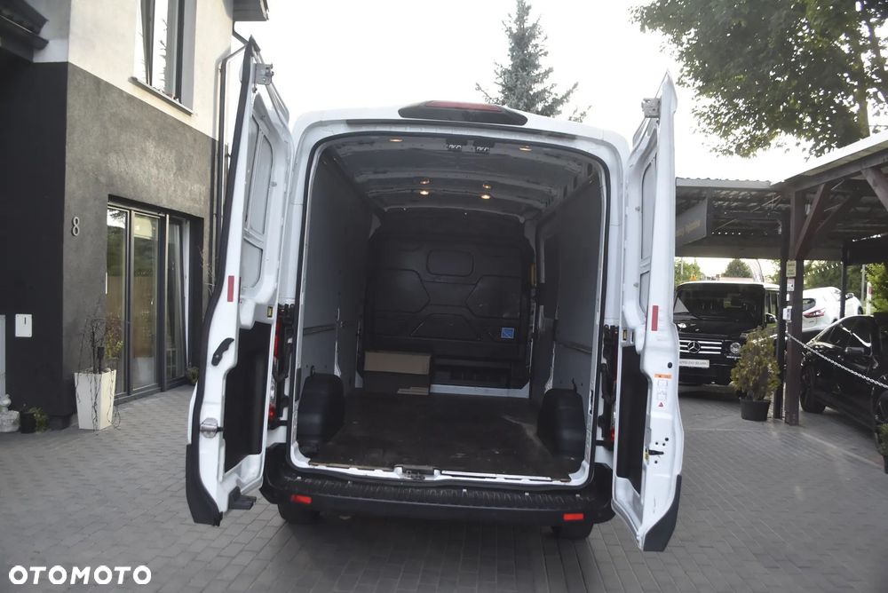 Ford Transit - 10