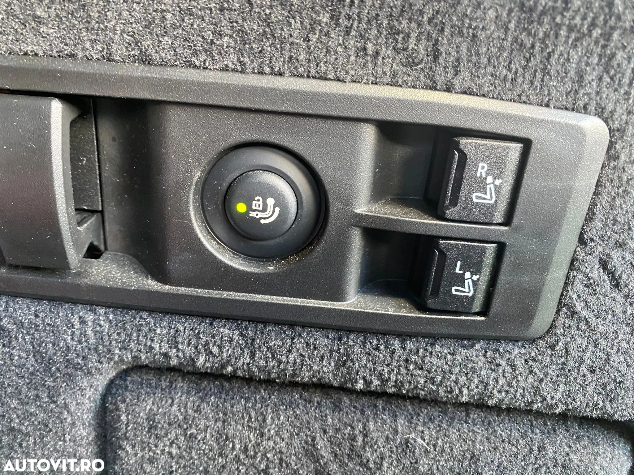 BMW iX xDrive40 - 12