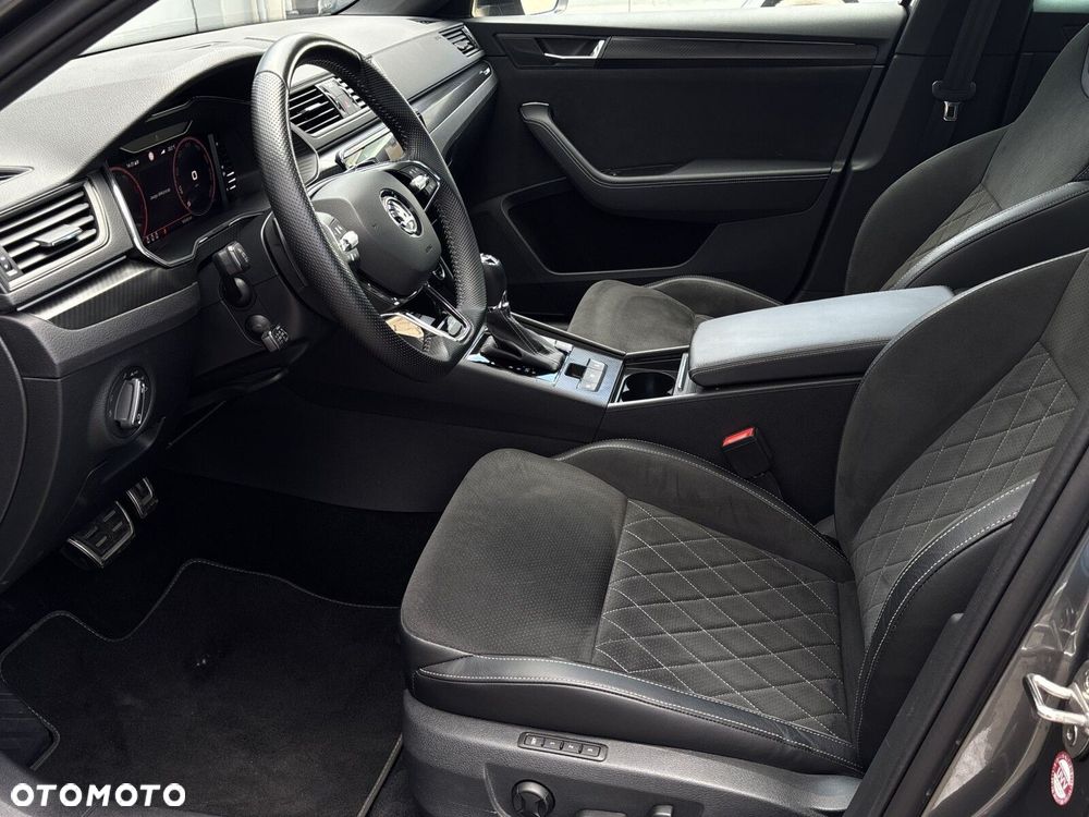 Skoda Superb 2.0 TDI SCR 4x4 Sportline DSG - 12
