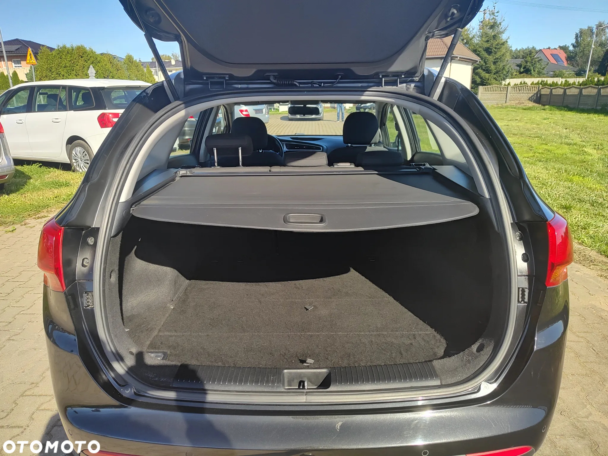 Kia Ceed 1.6 GDI Fifa World Cup Edition - 14