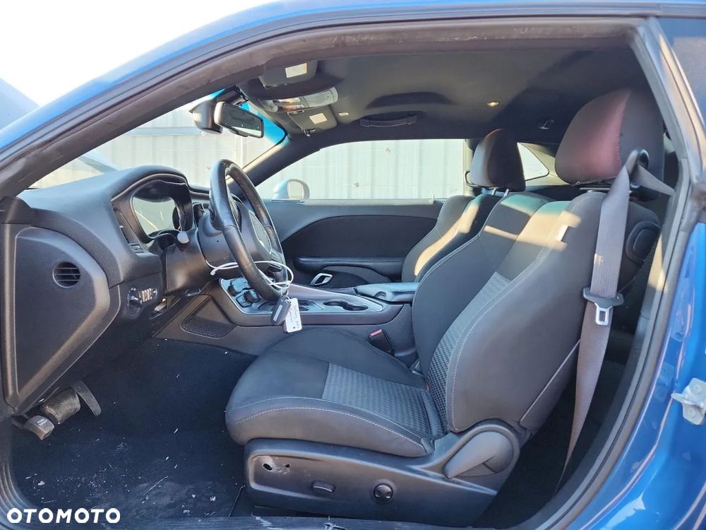 Dodge Challenger 3.6 GT AWD - 8