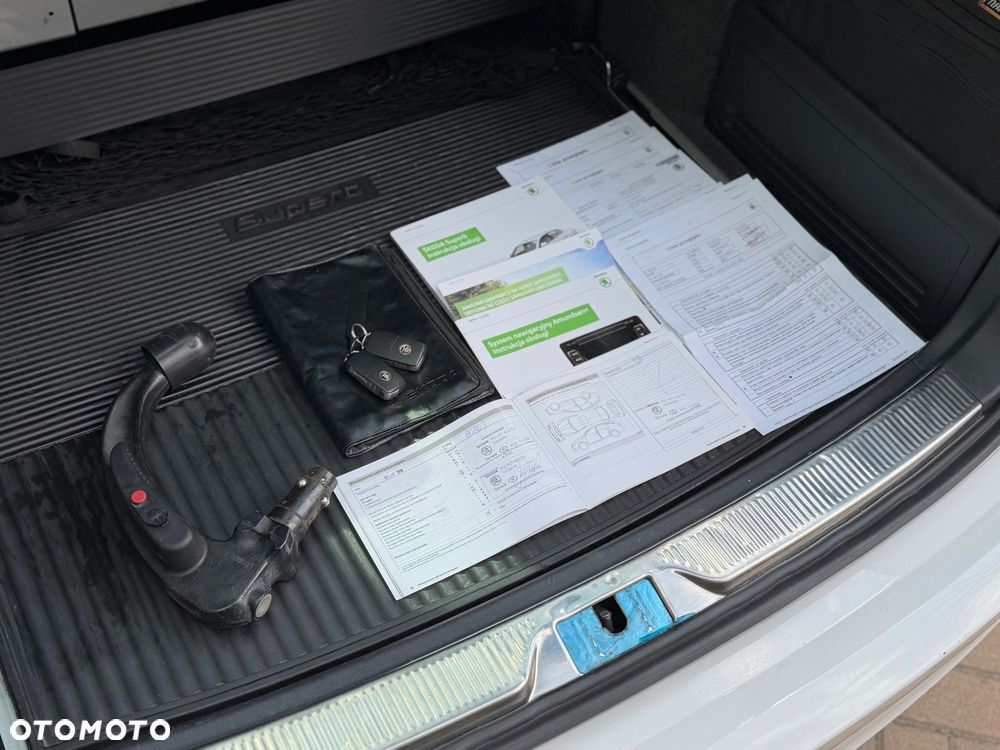 Skoda Superb 2.0 TSI L&K DSG - 29