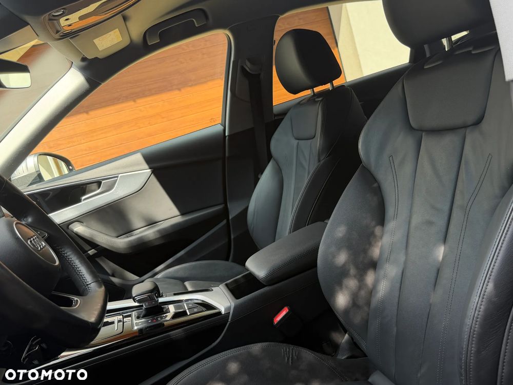 Audi A4 Limousine 35 TFSI Sport S tronic - 19