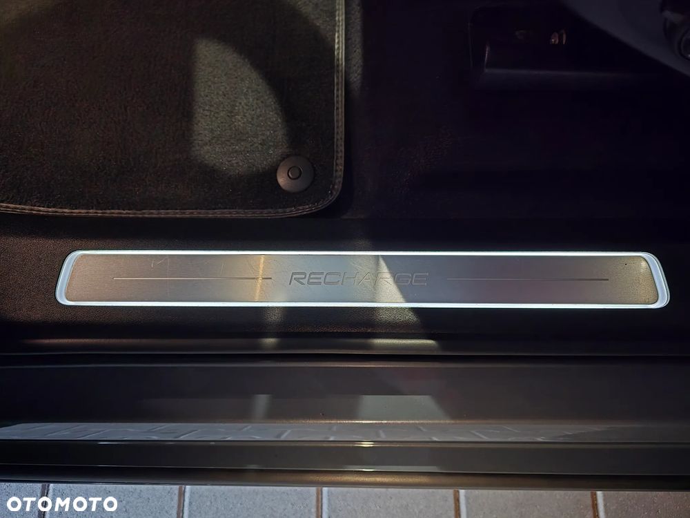 Volvo XC 90 T8 AWD Plug-In Hybrid Ultimate Dark 7os - 24