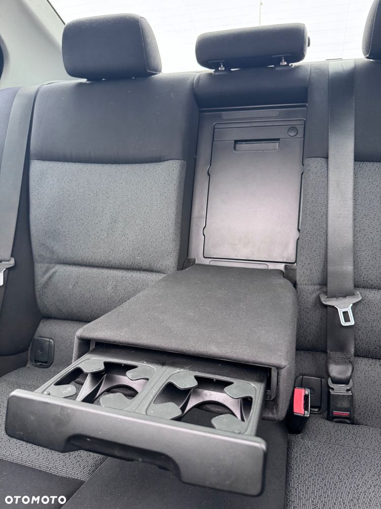 BMW Seria 3 - 33