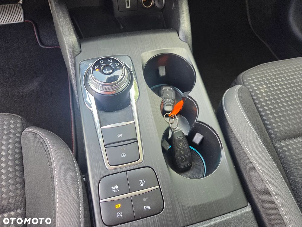 Ford Focus 1.5 EcoBlue Start-Stopp-System TITANIUM - 19