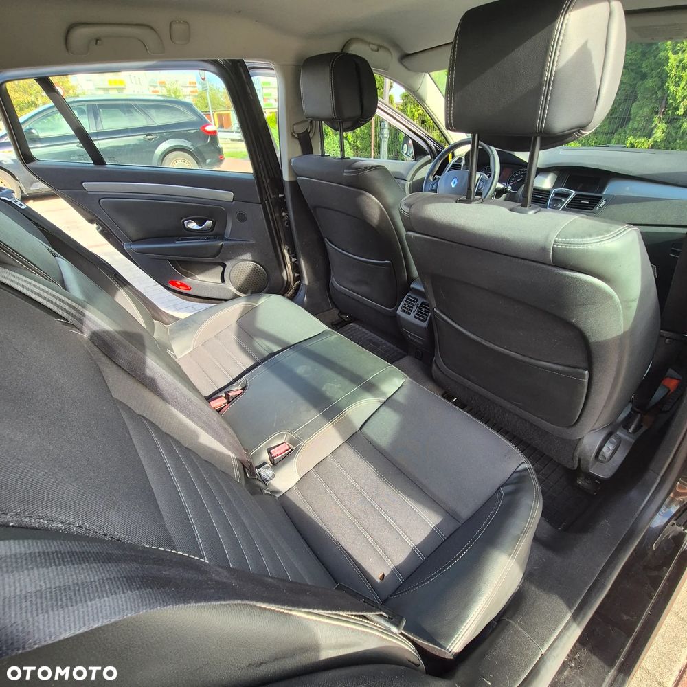 Renault Laguna 2.0 dCi Expression - 14