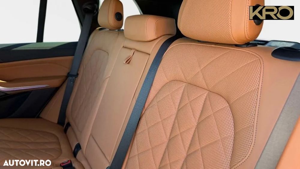 BMW X5 xDrive40i - 18