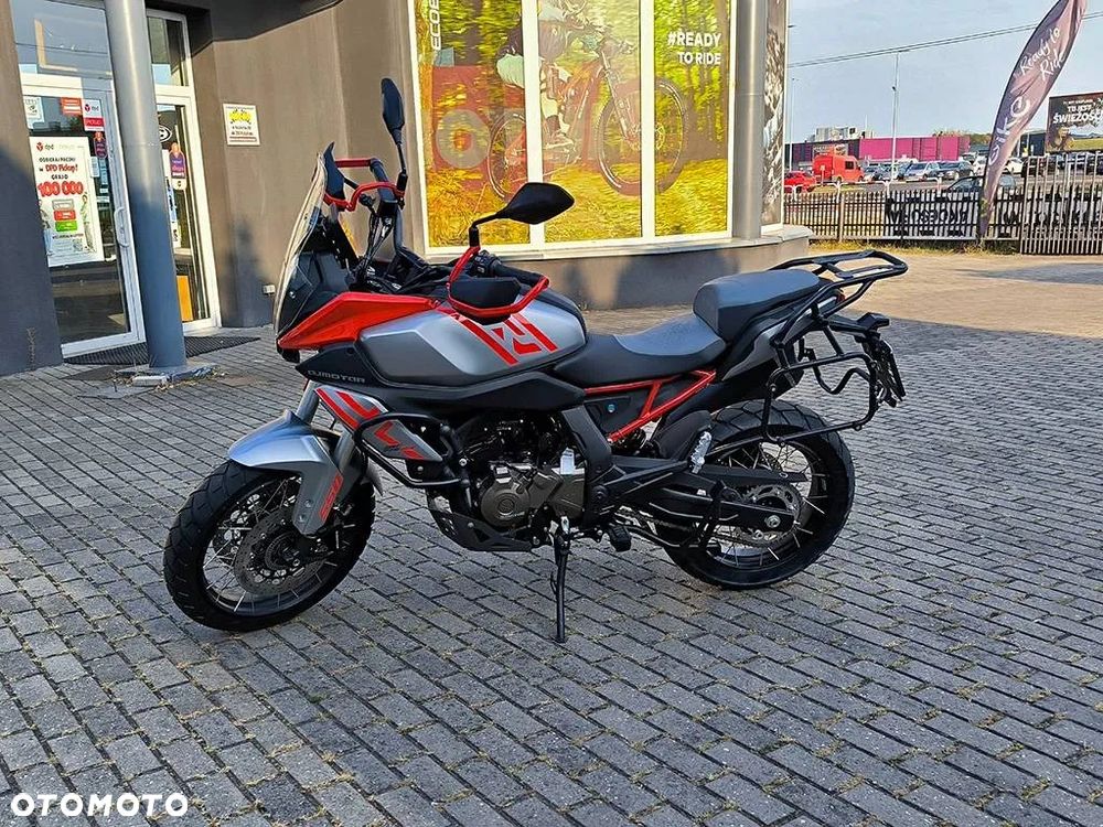 QJMOTOR SRT 600SX - 20