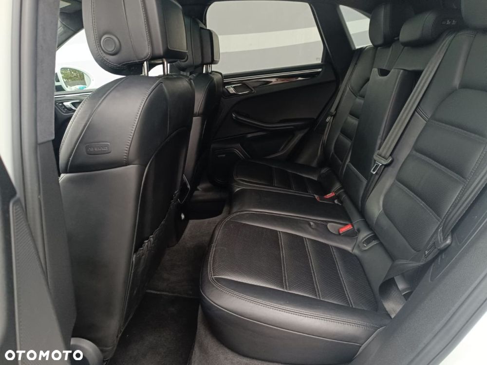 Porsche Macan - 21