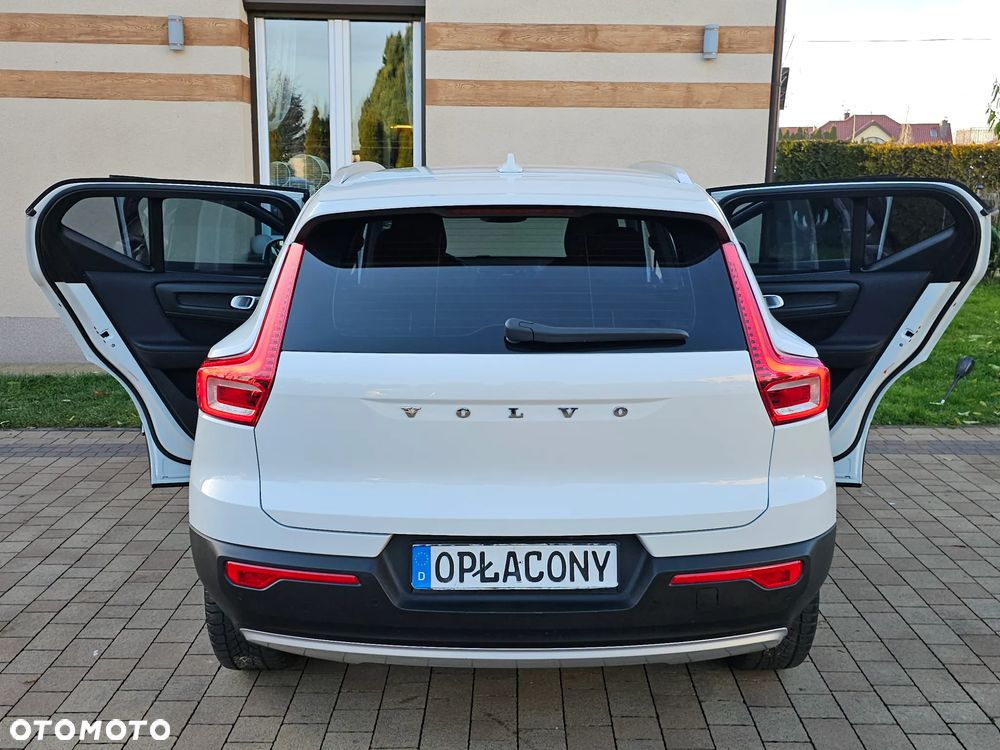 Volvo XC 40 D3 SCR Momentum - 17