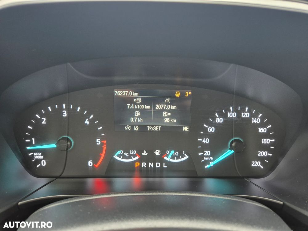 Ford Kuga 1.5 EcoBlue A8 FWD Trend - 17