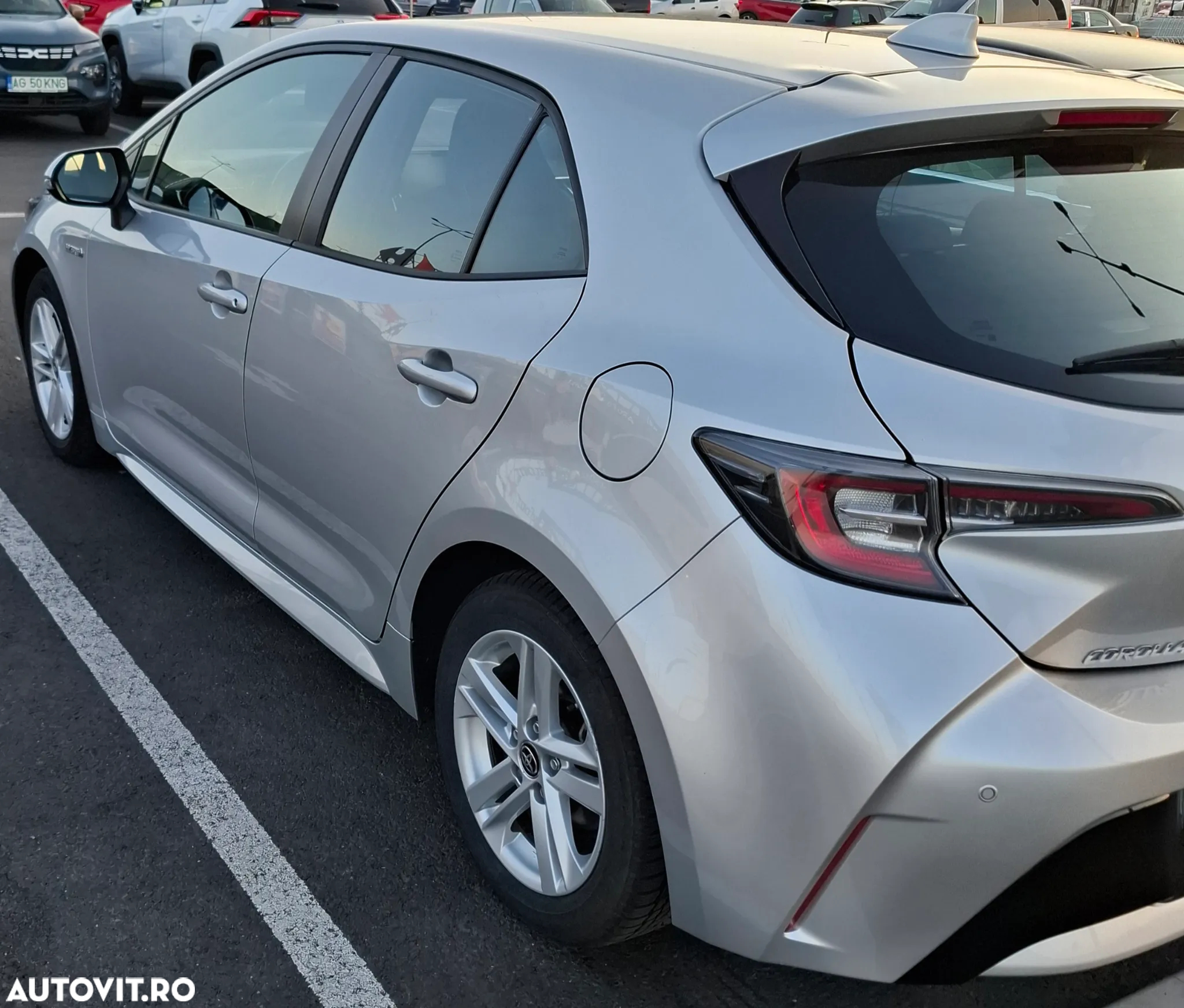 Toyota Corolla 1.8 HSD TS Dynamic - 8